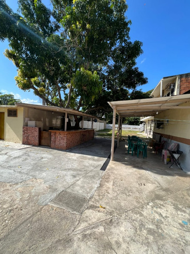 Venta Posada Turistica 1850 M² Ocumare De La Costa Aragua