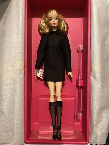 Barbie Best In Black Silkstone Vestido Negro
