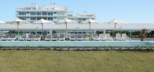 Excelente Casa En Complejo Con Todos Los Servicios Y Seguridad, Cerca De La Barra- Ref: 11536