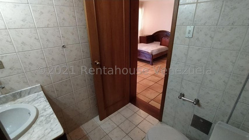 Imagen 19 de 30 de Apartamento En Venta En Avenida Los Leones Este De Barquisimeto Lara 0-4-2-4-5-9-3-7-5-4-2 Rent-a-house Mls: 22-8501