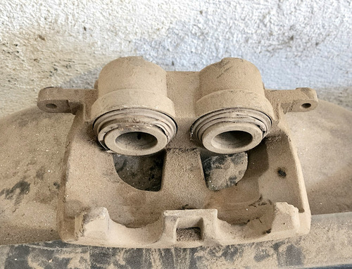 Caliper Trasero Camion Dodge Ram 4000 2012 (Usado)