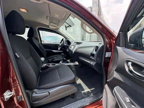 Nissan Frontier 2.5 Le Mt