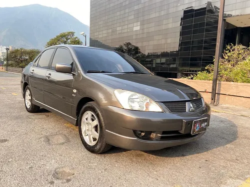 Mitsubishi Lancer Touring