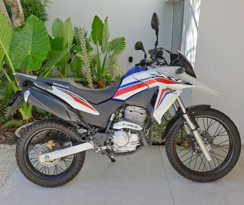 Imagen 2 de 4 de Honda Xre300 Rally
