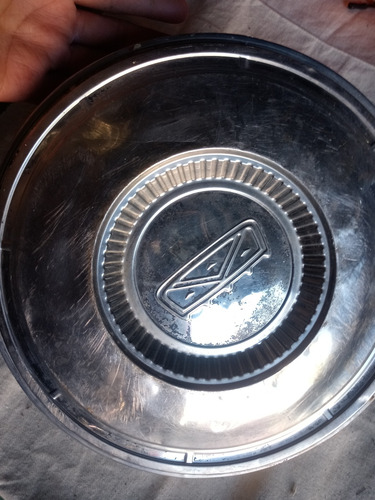 Tapa Copa Ford Pick Up F100 70s Usada Detalles Maltratada (Usado)
