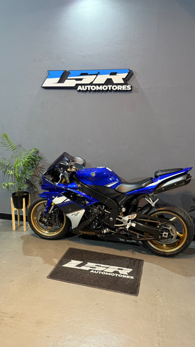 Yamaha-r1