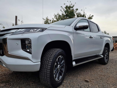 Imagen 8 de 14 de Mitsubishi Dakar Hp Full, Automatica