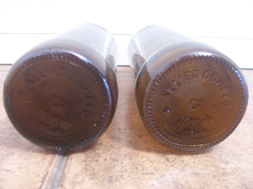 Dos Antiguas Botellas Vacías Licor Lucas Bols - Impecables (Usado)