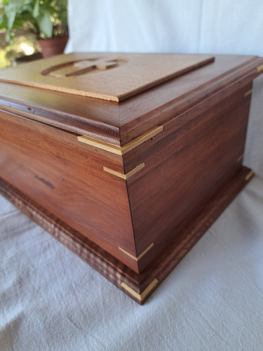 Urna Funeraria Para Cenizas En Madera Maciza