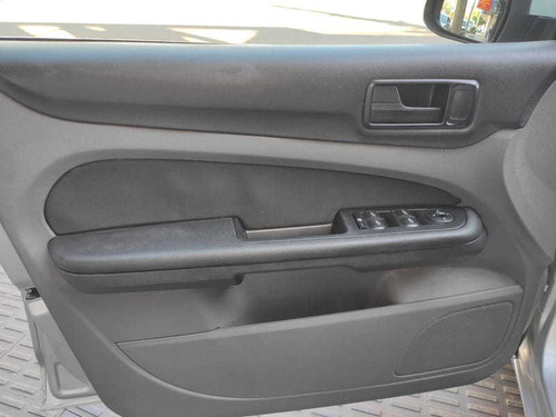 Imagem 8 de 15 de Ford Focus 2l Fc Flex 2010