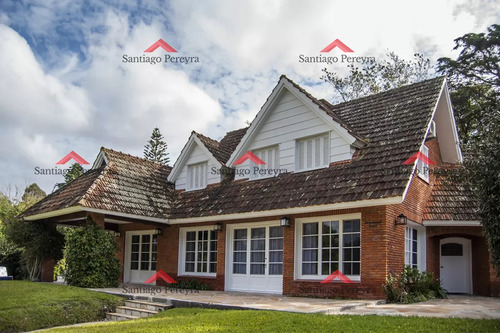 Hermosísima Casa En Golf, Punta Del Este