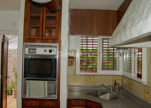 Casa En Venta En Moreno