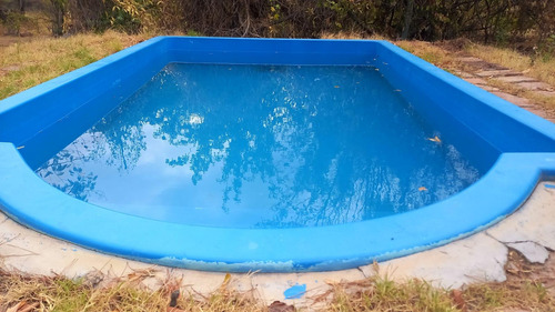 Casa En Venta - 2 Dormitorios 1 Baño - 4.500mts2 - Luján De Cuyo