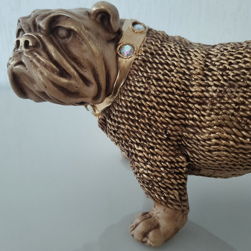 Estátua Cachorro Bulldog Com Coleira Escultura Gesso
