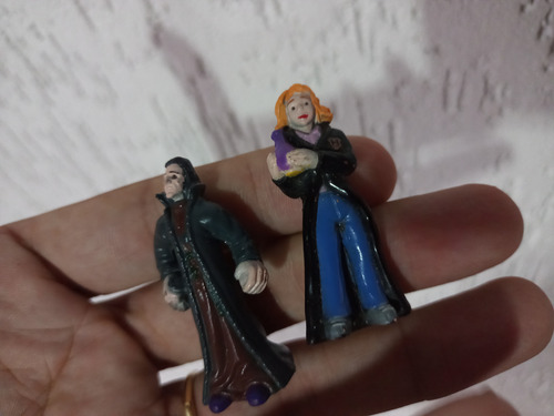 2 Bonecos Miniaturas Harry Potter Usados Na Condição (Usado)
