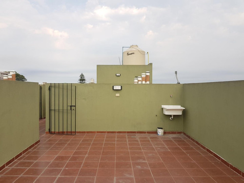 Imagen 10 de 14 de Departamento En Venta En Villa Luzuriaga