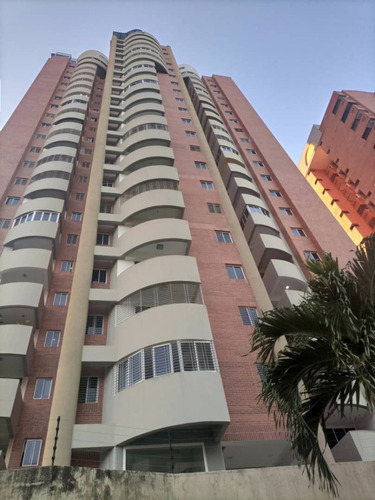 Sky Group Vende Comodo Apartamento, Res. Navona. La Trigaleña. Ajunte De Precio. Luz Coelho