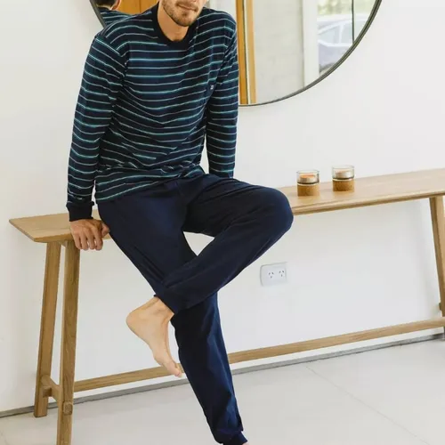 Pijama hombre tipico sale