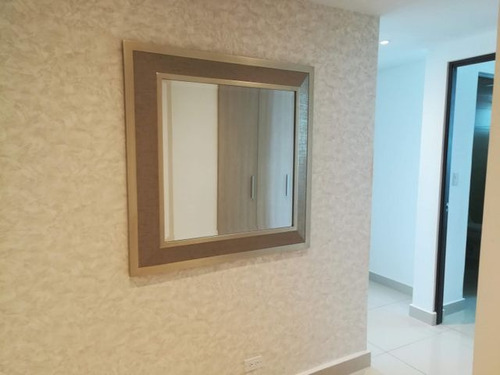 Imagen 2 de 11 de Apartamento En Venta En Condado Del Rey3 Recamaras