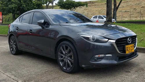 Mazda 3 2.0 Grand Touring