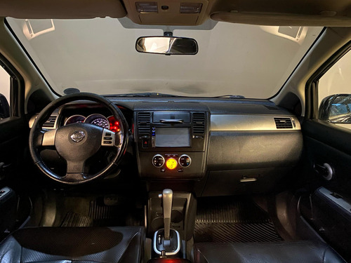 Nissan Tiida SL 1.8/1.8 Flex 16V Aut.