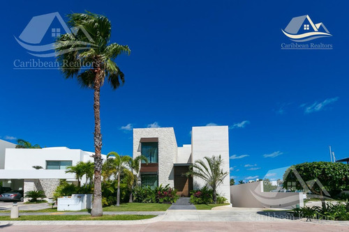 Imagen 15 de 30 de Casa En Venta En Puerto Cancun Zona Hotelera