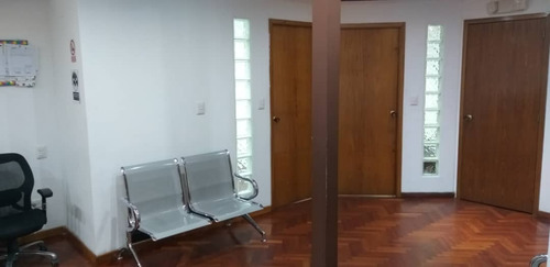 Imagen 2 de 4 de Cubiculo En Alquiler En Chuao (consultorio Clinico)