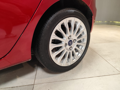 Ford Fiesta Kinetic 1.6 Se Powershift 120cv Cassano