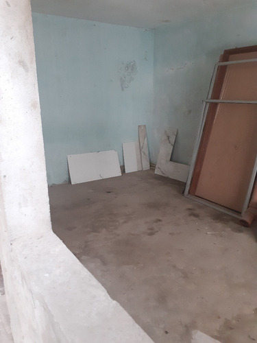 Imagen 24 de 30 de Casa 4 Amb Al Frente..atras Depto 3 Ambientes Que Falta Terminar Oportunidad