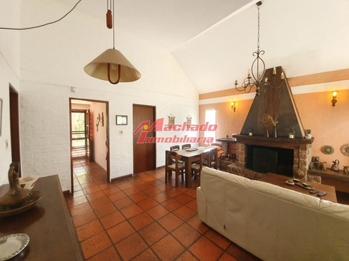 Casa En Venta, Pinares, Punta Del Este- Ref: 6275