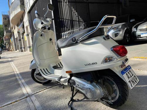 Imagen 11 de 12 de Vespa Vxl 150