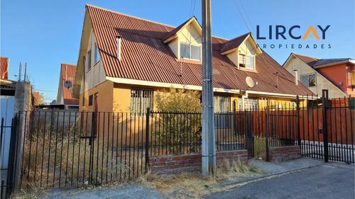 Casa En Venta En Barrio Universidad De Talca.