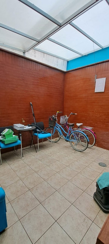 Imagen 8 de 17 de Casa Remodelada, 1 Cuadra Parque De La Pera