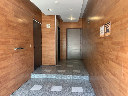Imagen 8 de 12 de Excelente Local Comercial Para Oficinas