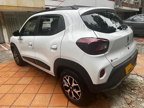 Renault Kwid 1.0 Outsider