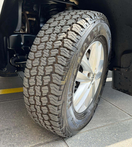 Imagem 7 de 15 de Amarok Cabine Dupla 4x4 Cambio Manual 2018 Completa Revisado