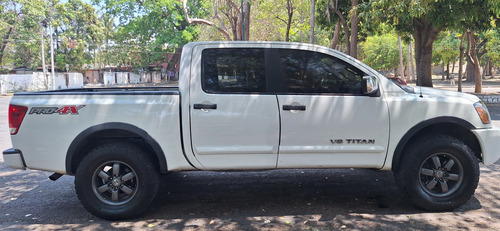 Nissan Titan 5.6l Cab Pro-4x V8 4x4 At