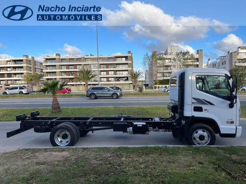 Hyundai Mighty Ex6 3.9 2025 0km