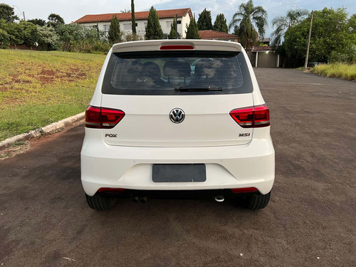 Imagem 8 de 13 de Volkswagen Fox Highline 1.6 16v Msi (flex)