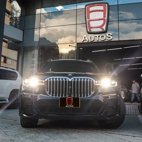 BMW X7 3.0 Xdrive 40i Pure Excelence