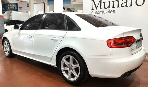 Imagen 12 de 15 de Audi A4 2.0 T L/10 2011