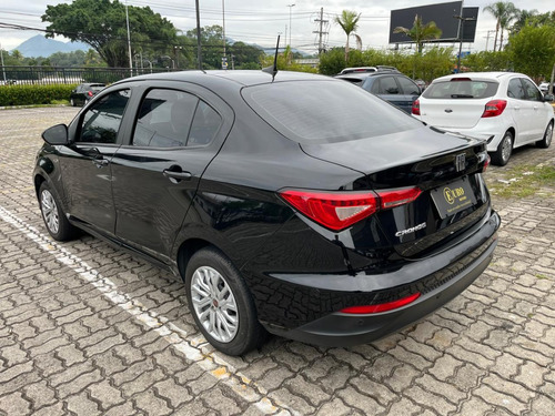 Fiat Cronos 1.3 Drive Flex 4p
