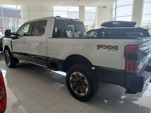 Ford Super Duty F-250 6.7D V8 King Ranch