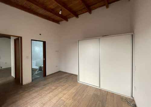 Imagen 15 de 21 de Casa Dos Dormitorios Con Cochera