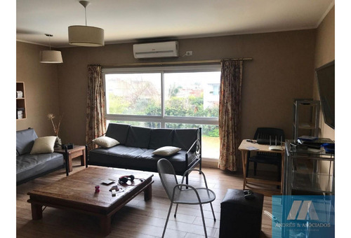 Bs As Village, Casa En Venta