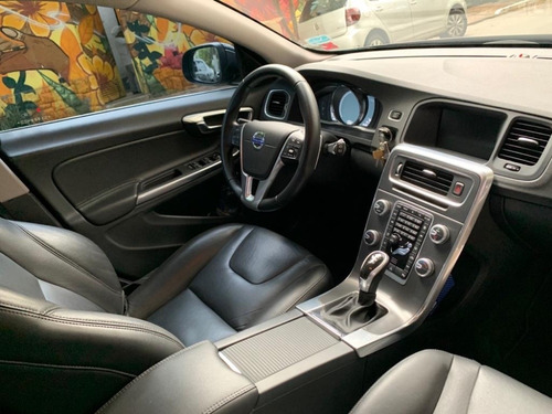 Volvo V60 2016 Momentum