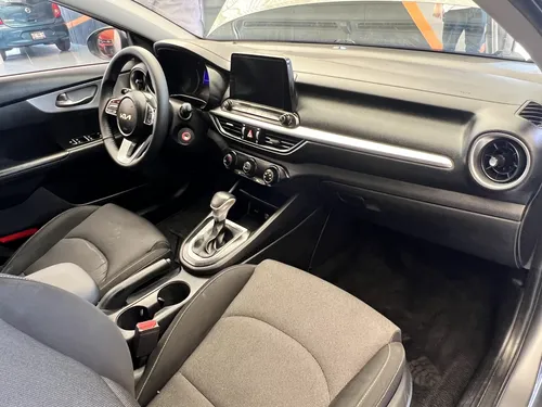 Kia Forte 2.0 L At