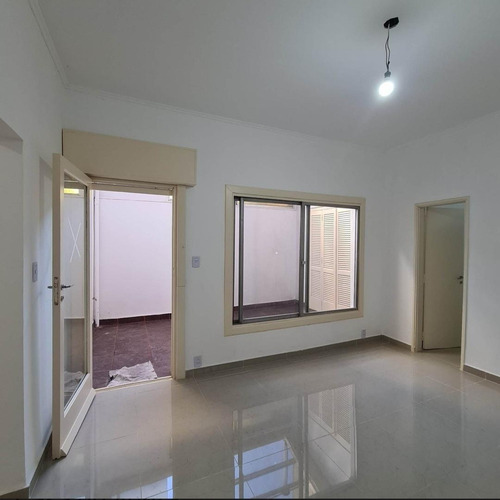 Oportunidad! Dueño Vende Ph/departamento Tipo Casa De Categoria En Avellaneda, Totalmente Reciclado A Nuevo!! Sin Expensas!! Sin Comision Inmobiliaria! Se Acepta Propiedad Menor Valor De Mi Interes