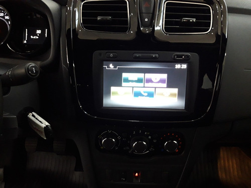 Renault Captur Intens 2.0 16v $ 2.205.000- Car One Sp