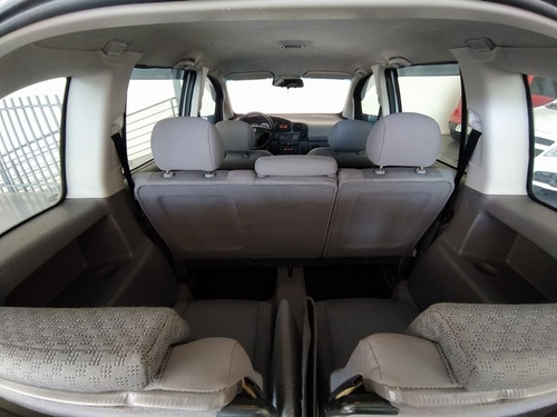 Imagem 6 de 12 de Chevrolet Zafira 1.8 Flex Automática Expression Completa
